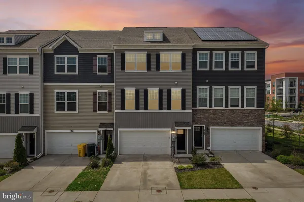 $585,000 | 2070 Hinshaw Drive, Odenton, MD 21113