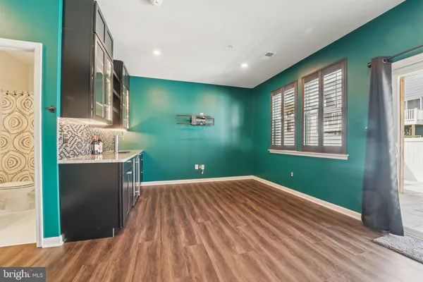 $585,000 | 2070 Hinshaw Drive, Odenton, MD 21113