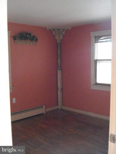 26152 Hobbs Road Denton, MD 21629 - Photo 10 of 16 an empty room with a empty space