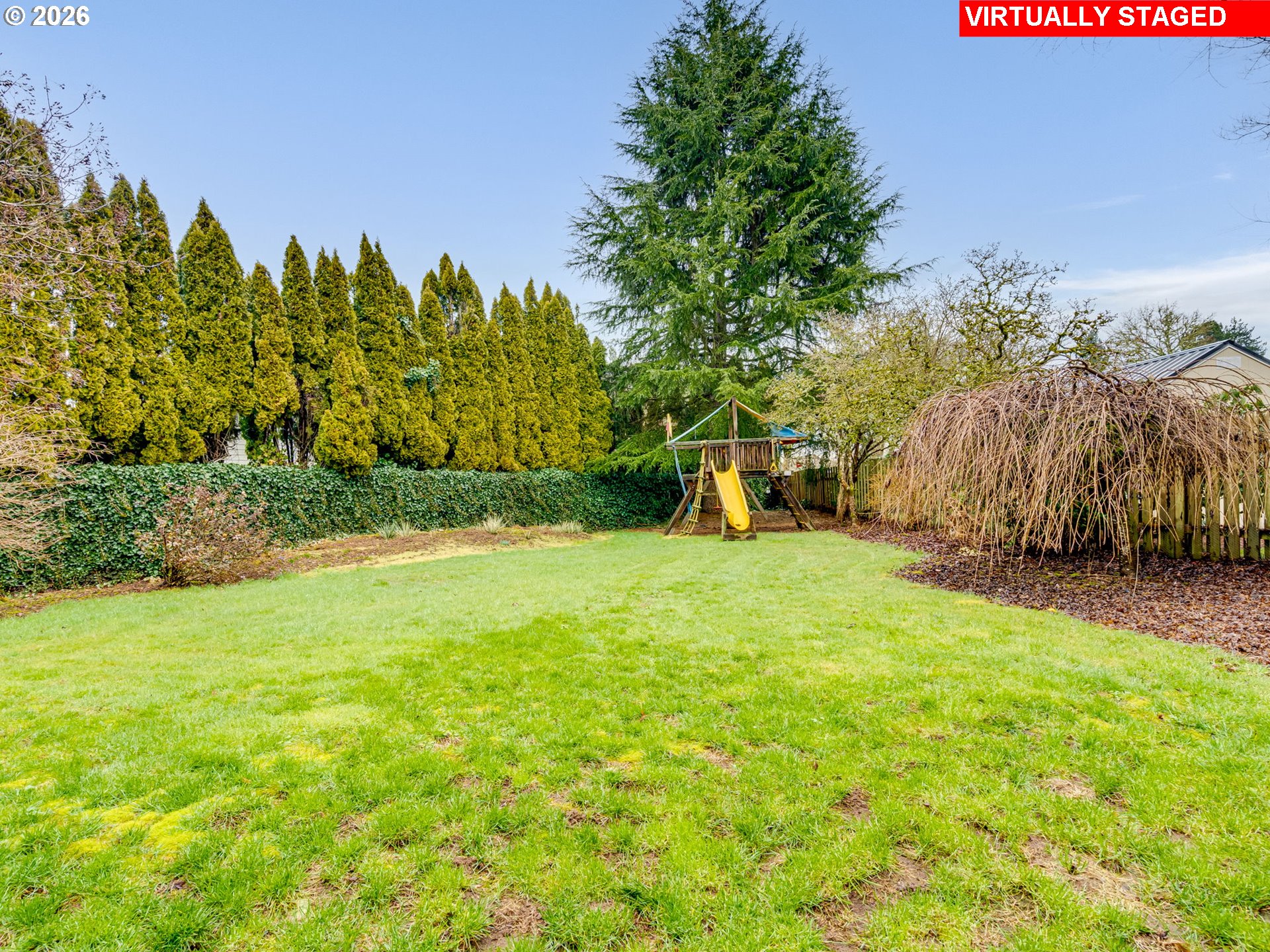 1250 South Cedar Loop Canby, OR 97013 - Photo 38 of 42 a view of a field with a tree