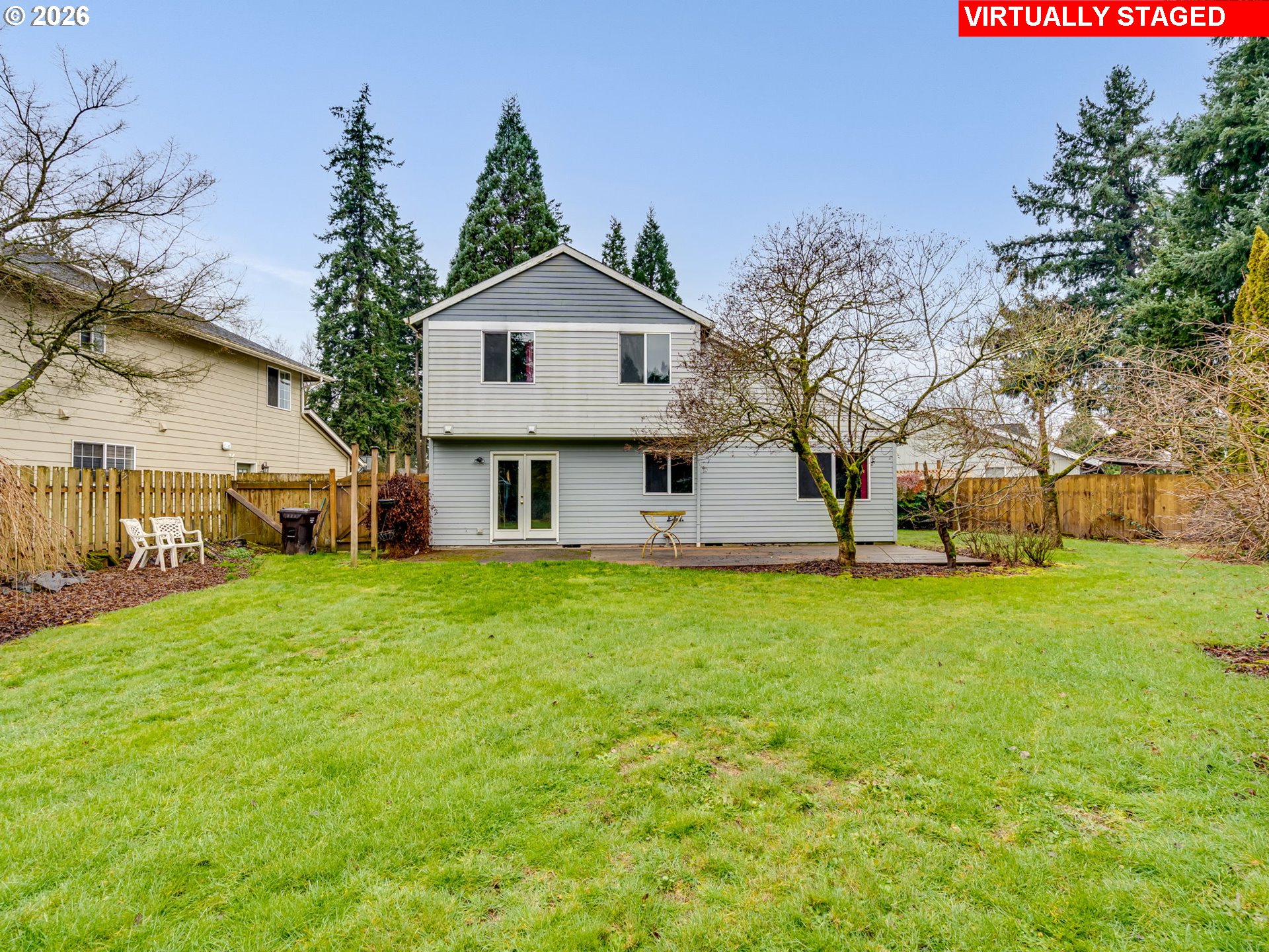 1250 South Cedar Loop Canby, OR 97013 - Photo 40 of 42 a front view of a house with a yard