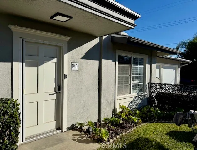 $765,000 | 1845 Anaheim Avenue, Unit 19D, Costa Mesa, CA 92627