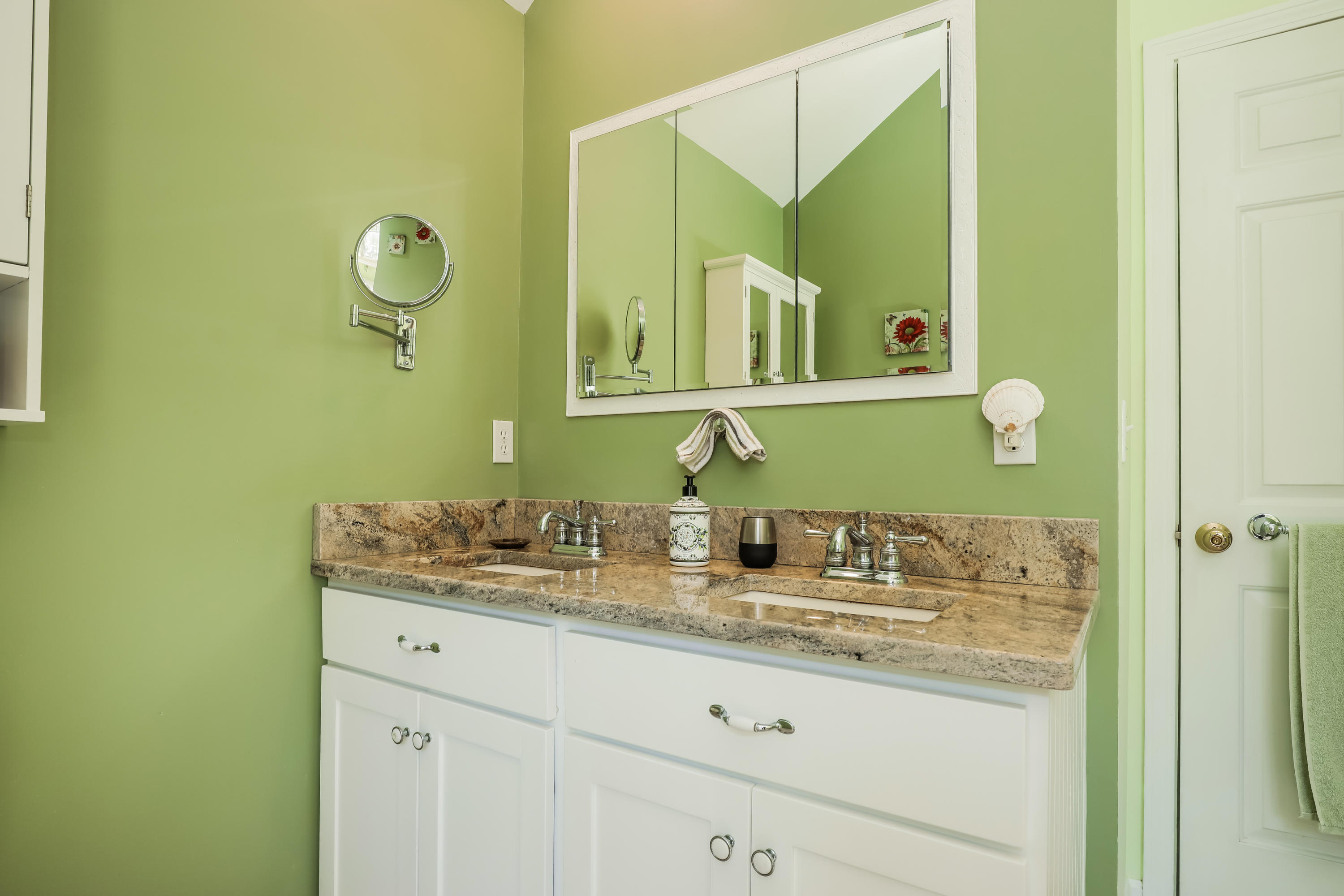 141 Far Fields Road Brewster, MA 02631 - Photo 30 of 55 046-photo-master-bathroom-8346884