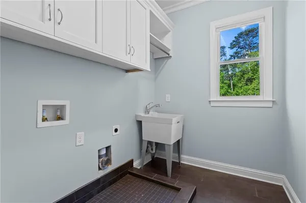 $1,650,000 | 1754 Georgian Terrace, Atlanta, GA 30341