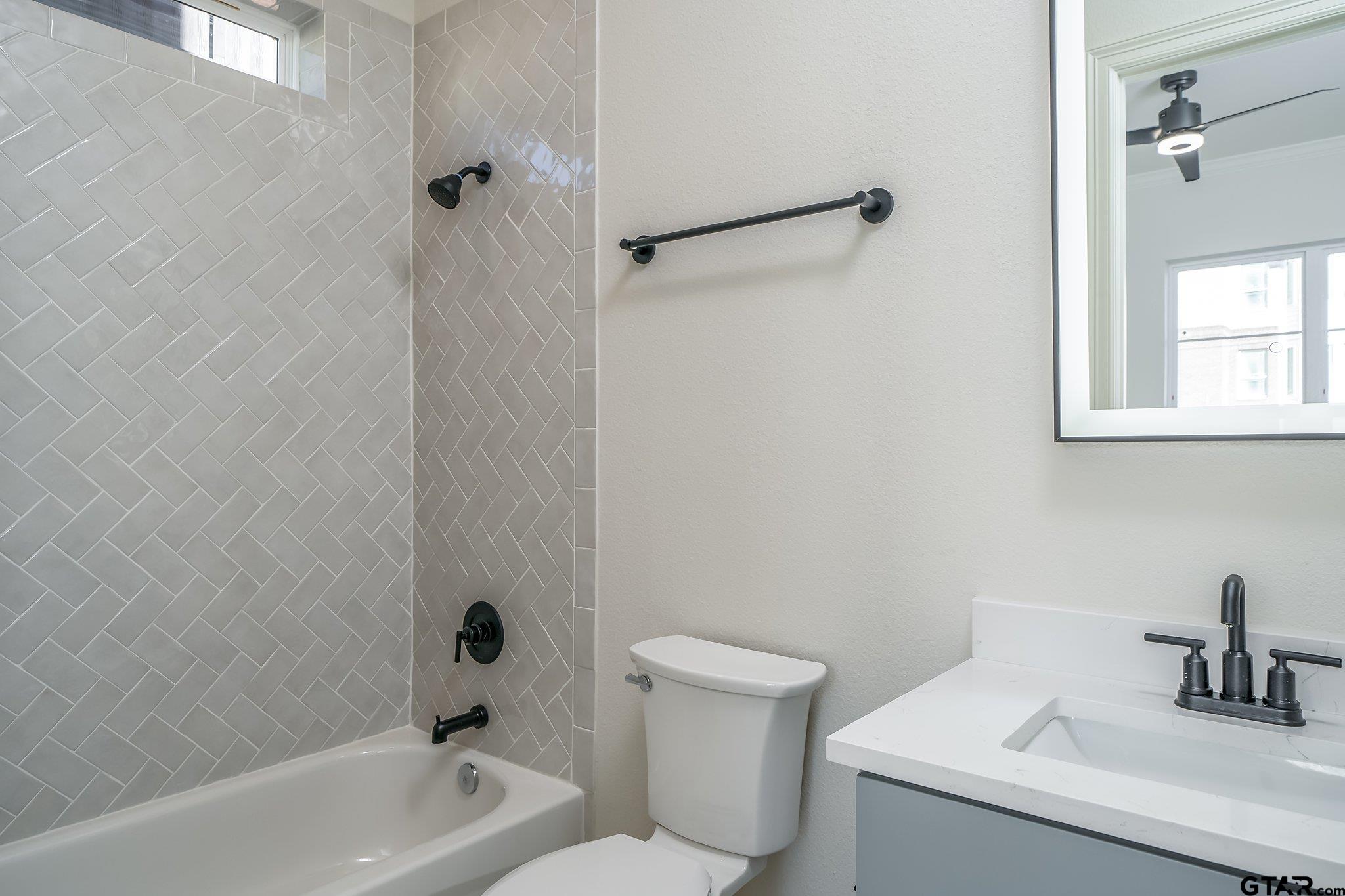 552 West W Erwin Tyler, TX 75702 - Photo 13 of 24