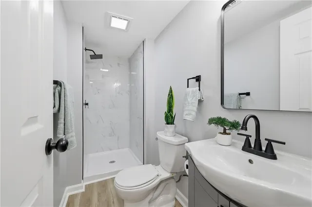 $285,000 | 6207 Hedges Avenue, Raytown, MO 64133