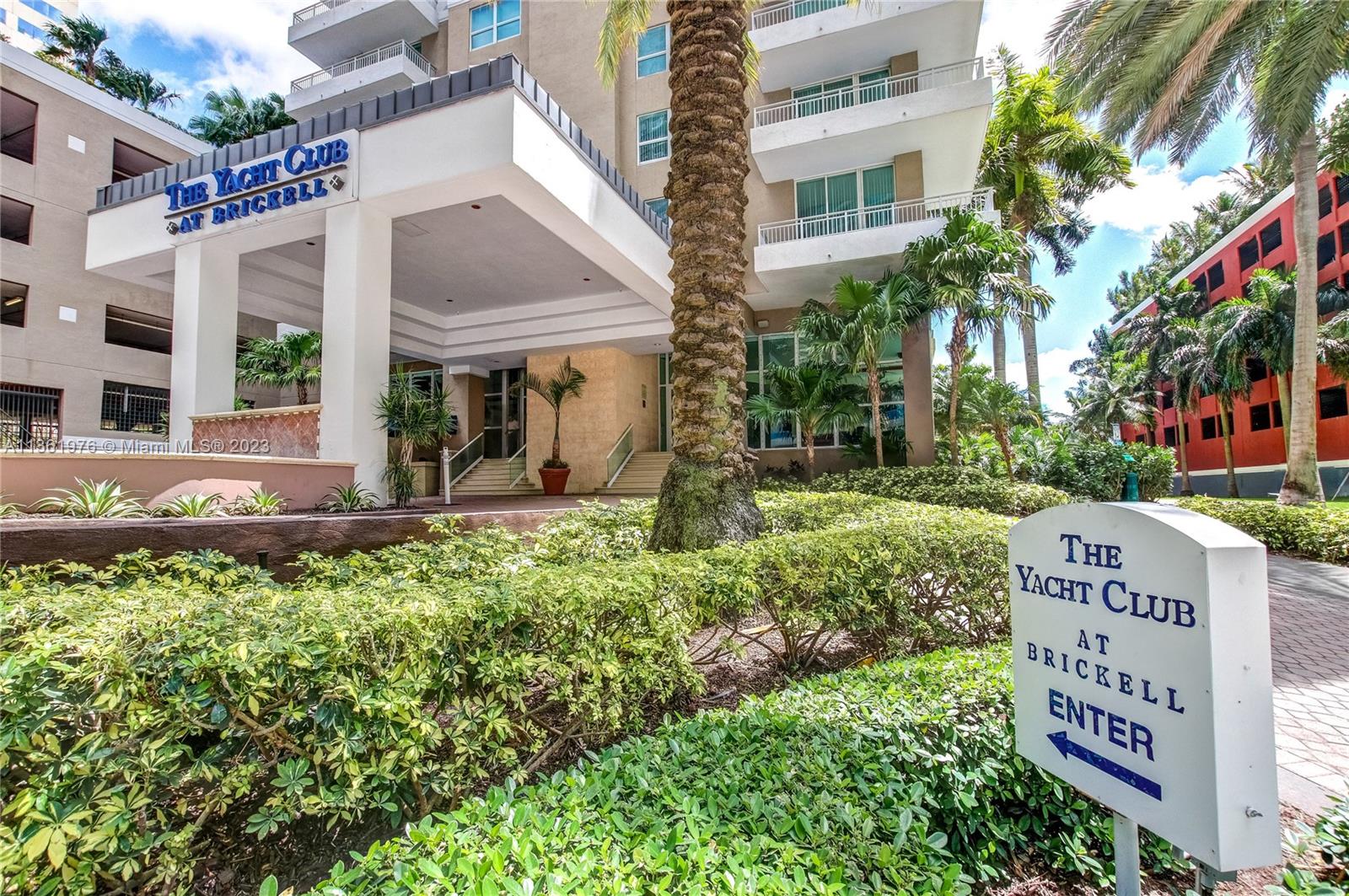 1111 Brickell Bay Drive, Unit 1102 Miami, FL 33131 - Photo 40 of 72