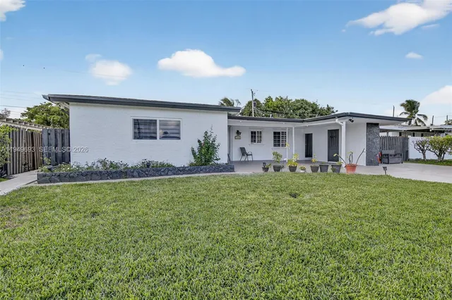 $625,000 | 730 Northwest 72nd Way, Hollywood, FL 33024