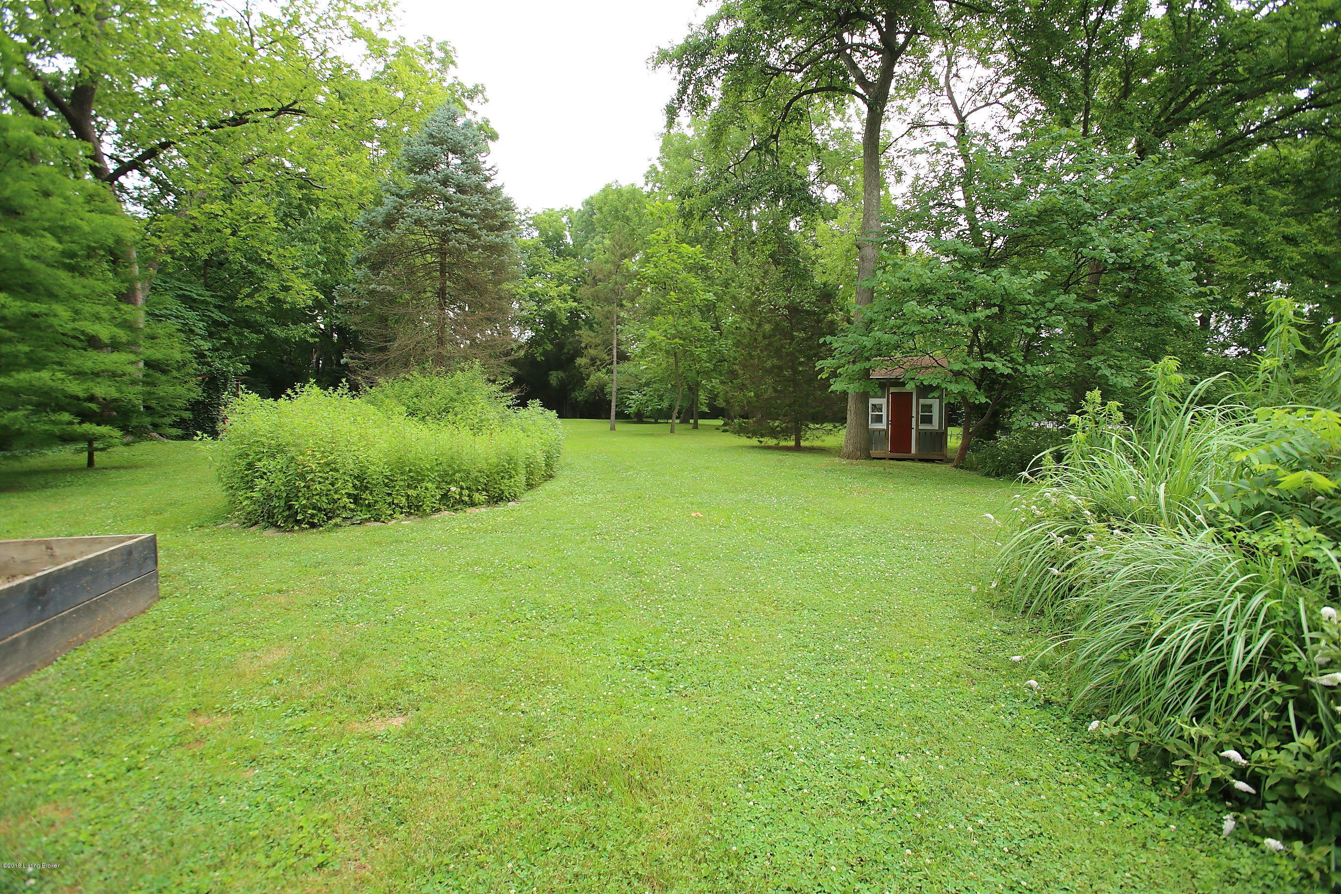 3311 Lexington Road Louisville, KY 40206 - Photo 54 of 68 Backyard