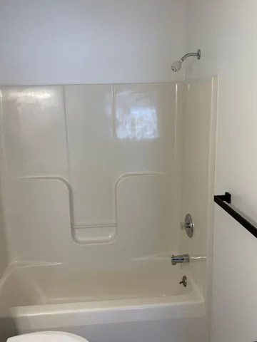 $257,900 | 190 Hunters Lane Northeast, Unit 38, Rockford, MI 49341