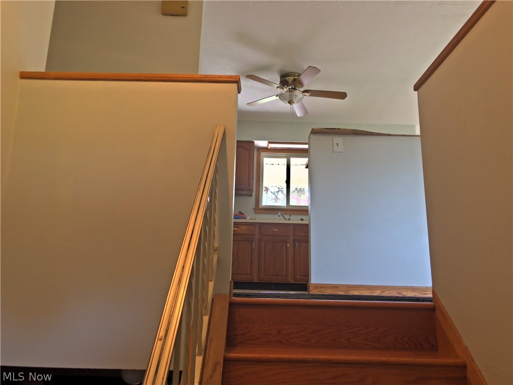 3754 Sleepy Hollow Road Brunswick, OH 44212 - Photo 9 of 23