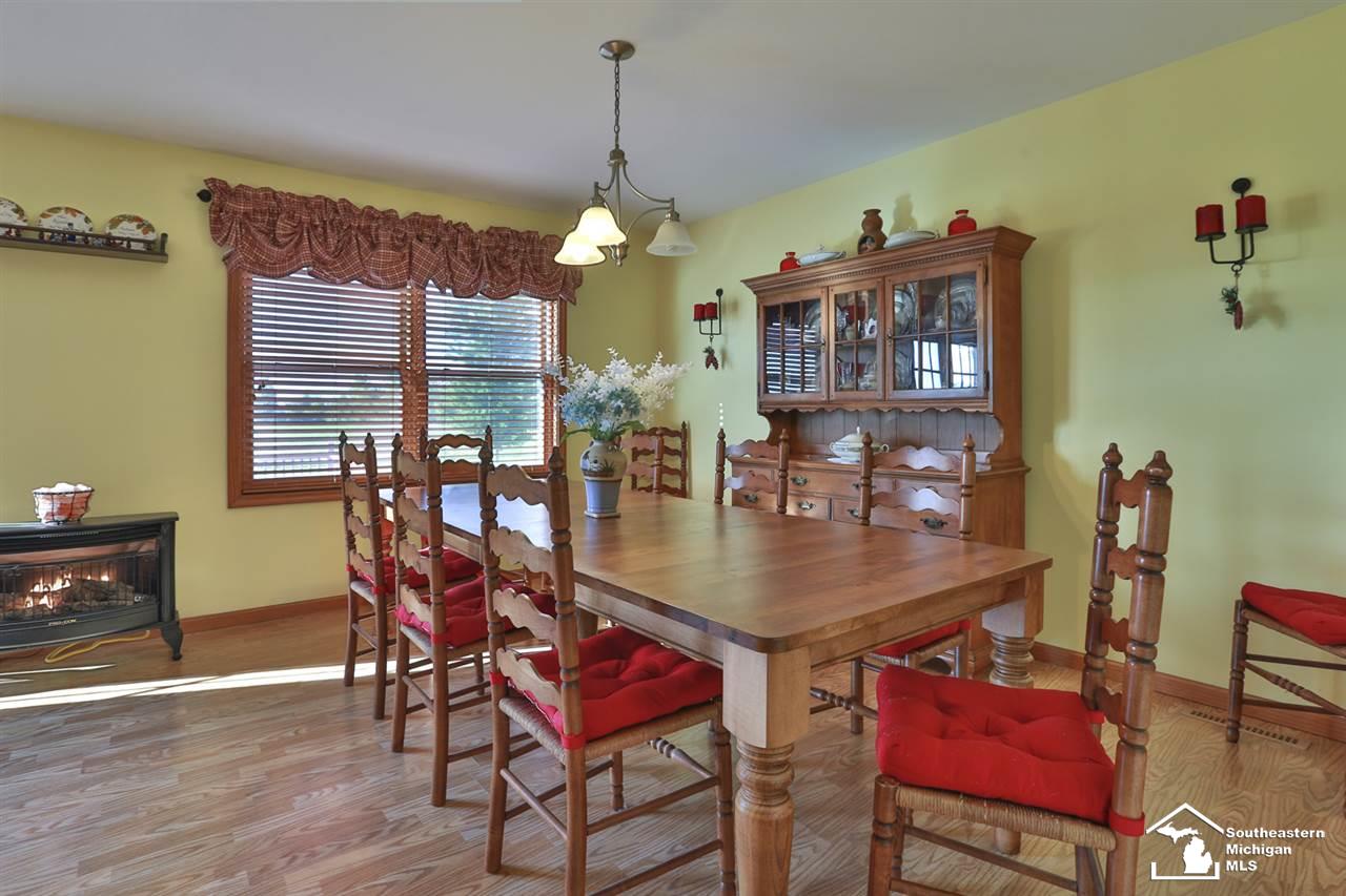 18277 Kent Road Dundee, MI 48131 - Photo 9 of 26