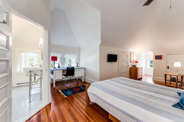 $1,950,000 | 27 Church Street, Groton, CT 06340