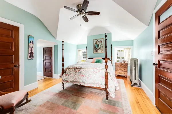 $1,950,000 | 27 Church Street, Groton, CT 06340