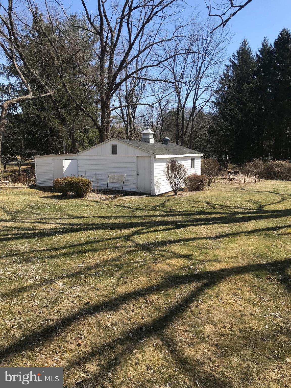 25 Lane Road Boyertown, PA 19512 - Photo 9 of 10 Gallery Image 9