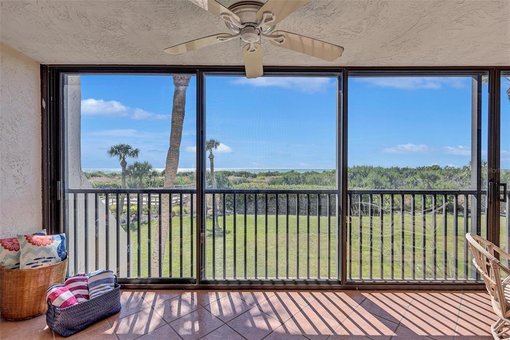 420 Beach Road, Unit 203 Sarasota, FL 34242 - Photo 9 of 91