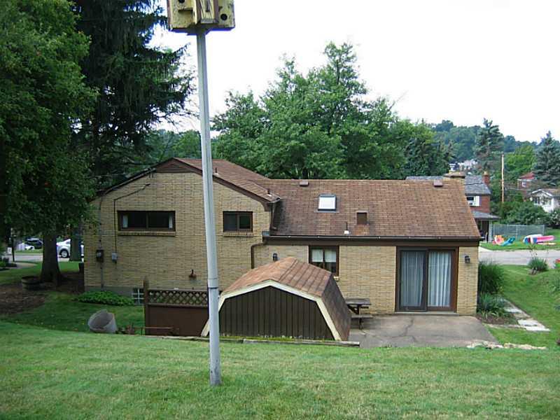 2394 Rose Garden Road Pittsburgh, PA 15220 - Photo 2 of 25 Exterior Back.