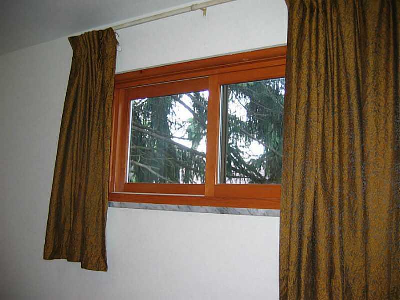 2394 Rose Garden Road Pittsburgh, PA 15220 - Photo 14 of 25 Bedroom. beautiful wooden multi pane windows