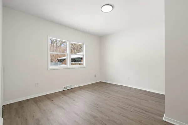 $232,500 | 2014 East Elm Street, Griffith, IN 46319