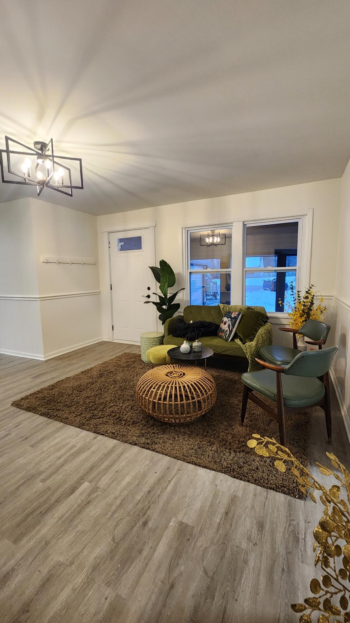 2014 East Elm Street Griffith, IN 46319 - Photo 6 of 17 1125x2000