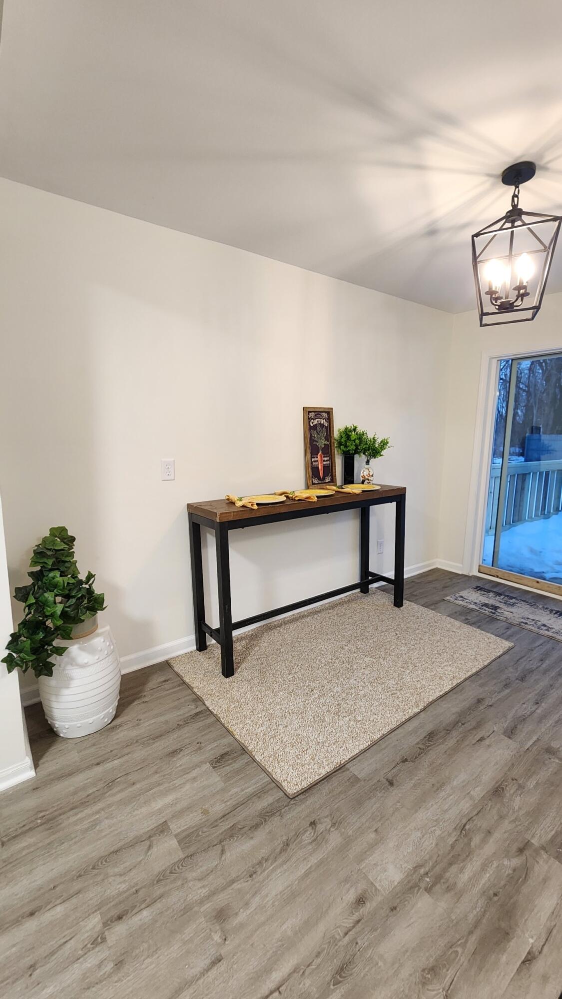 2014 East Elm Street Griffith, IN 46319 - Photo 9 of 17 1125x2000