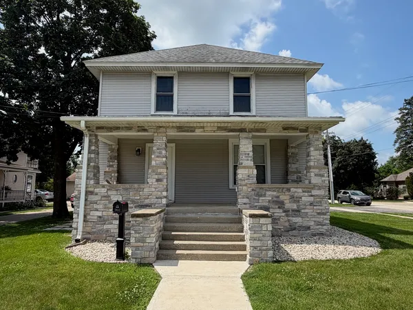 $1,650 | 705 East Grant Highway, Unit 2, Marengo, IL 60152