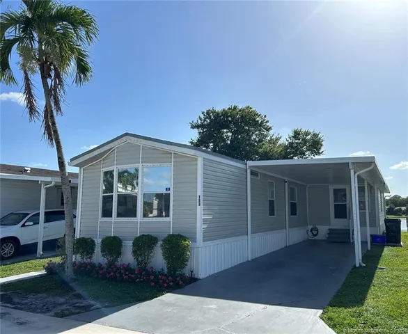 $180,000 | 153 Plantation Boulevard, Lake Worth, FL 33467