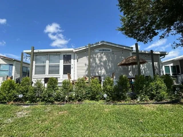$180,000 | 153 Plantation Boulevard, Lake Worth, FL 33467