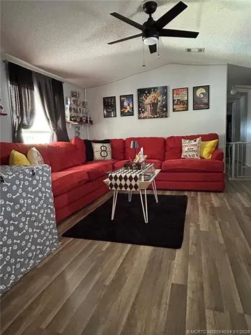 $180,000 | 153 Plantation Boulevard, Lake Worth, FL 33467