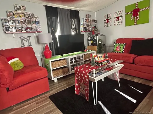 $180,000 | 153 Plantation Boulevard, Lake Worth, FL 33467