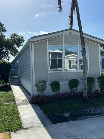 $180,000 | 153 Plantation Boulevard, Lake Worth, FL 33467
