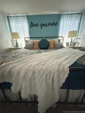 $180,000 | 153 Plantation Boulevard, Lake Worth, FL 33467