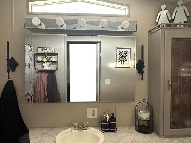 $180,000 | 153 Plantation Boulevard, Lake Worth, FL 33467