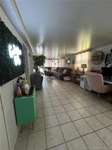 $180,000 | 153 Plantation Boulevard, Lake Worth, FL 33467