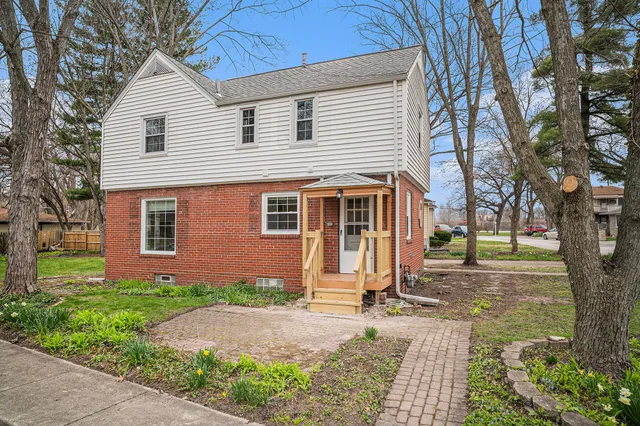 $1,895 | 138 North Howard Court, Gary, IN 46403