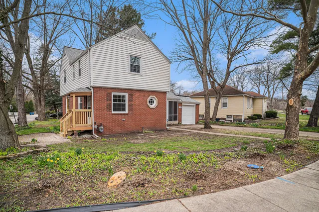 $1,895 | 138 North Howard Court, Gary, IN 46403