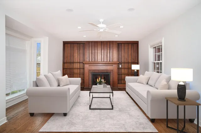 $1,895 | 138 North Howard Court, Gary, IN 46403