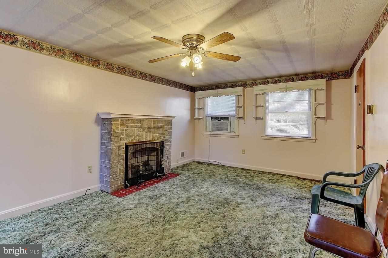 615 Arsenal Road York, PA 17406 - Photo 5 of 28 Gallery Image 5