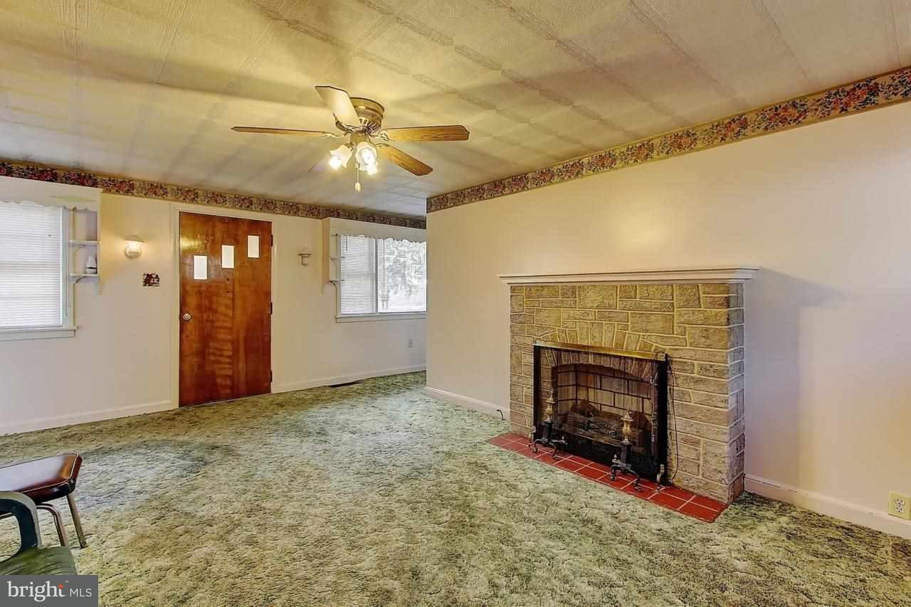 615 Arsenal Road York, PA 17406 - Photo 7 of 28 Gallery Image 7