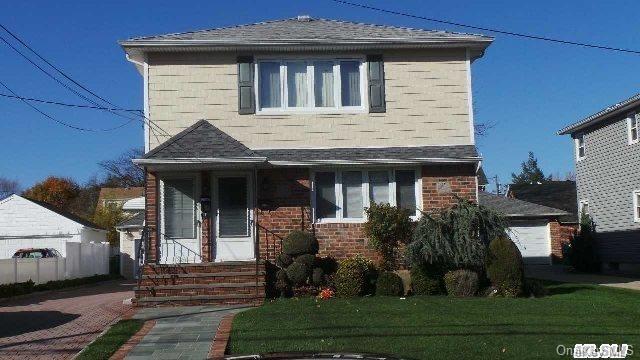 176 Meadowsweet Road Mineola, NY 11501 - Photo 1 of 1 Gallery Image 1