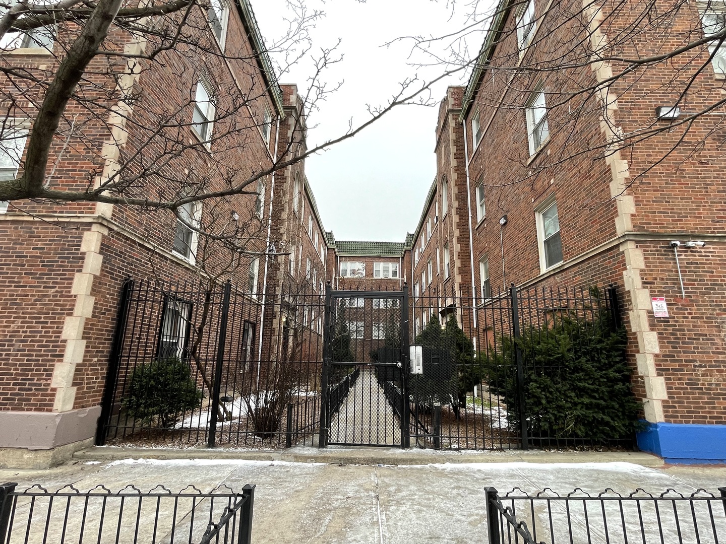 1152 North Harding Avenue, Unit 3 Chicago, IL 60651 - Photo 1 of 9