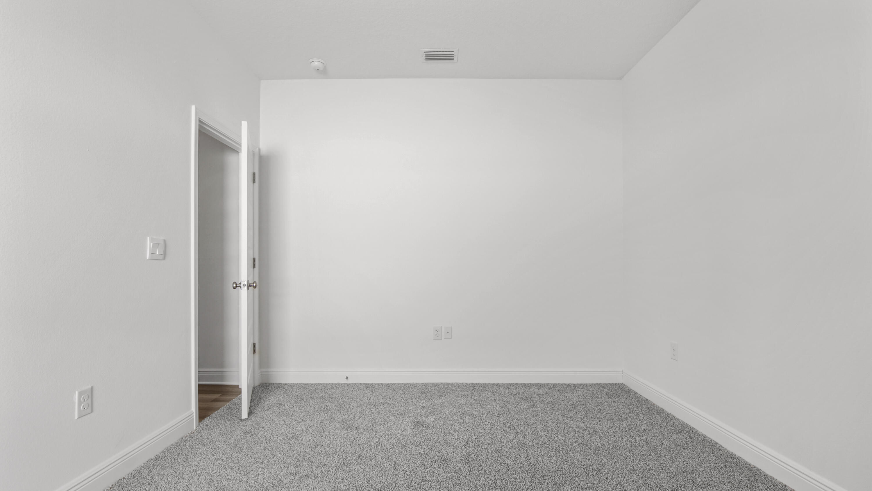 86 Grass Owl Loop Freeport, FL 32439 - Photo 26 of 34 a view of an empty room