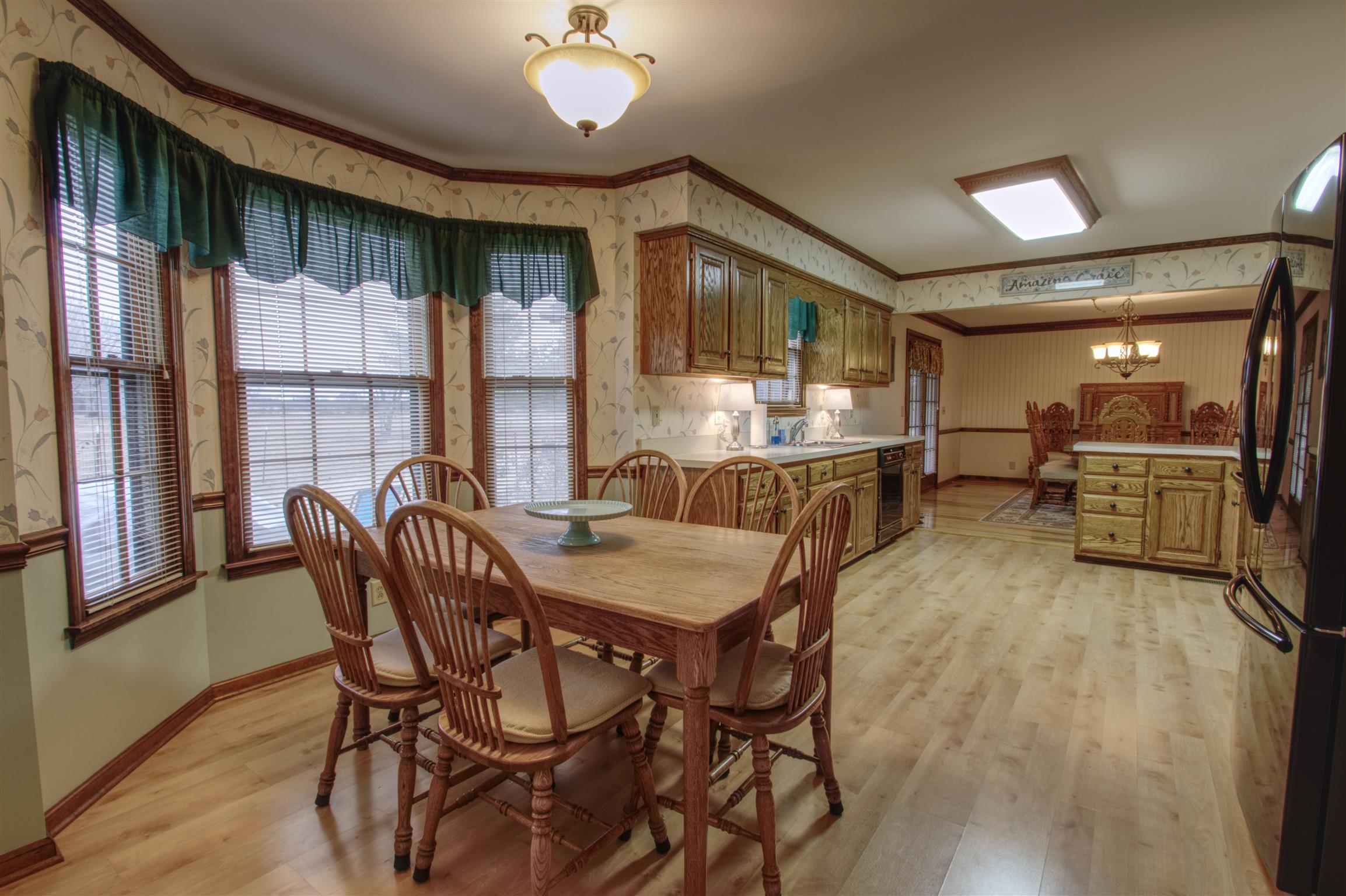 1240 McCrary Road Lebanon, TN 37090 - Photo 16 of 22 a dining room with furniture and window