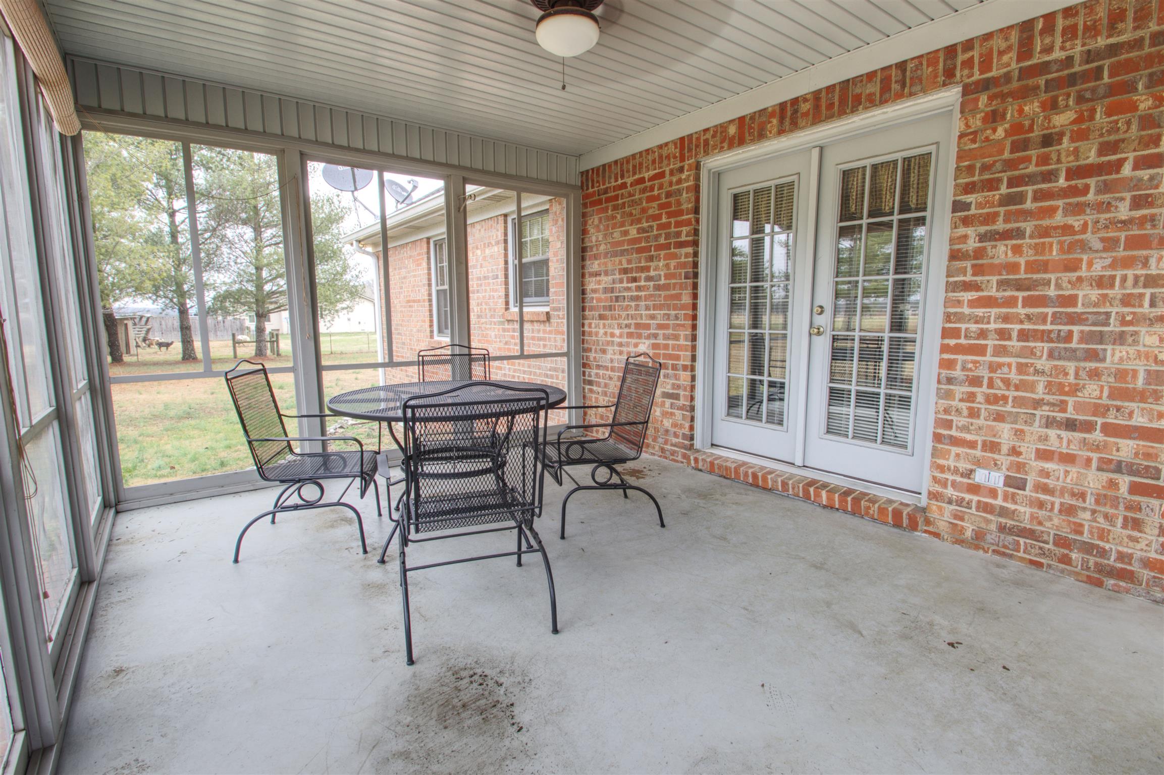 1240 McCrary Road Lebanon, TN 37090 - Photo 7 of 22 a dining room with furniture and windows