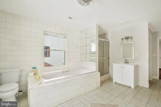 $2,950 | 6561 Shady Side Road, Shady Side, MD 20764