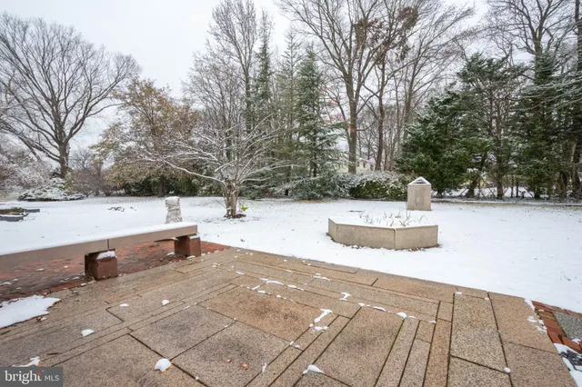 $2,950 | 6561 Shady Side Road, Shady Side, MD 20764