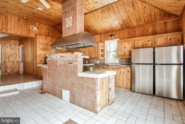 $2,950 | 6561 Shady Side Road, Shady Side, MD 20764