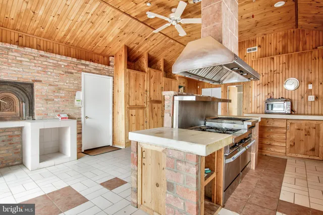 $2,950 | 6561 Shady Side Road, Shady Side, MD 20764