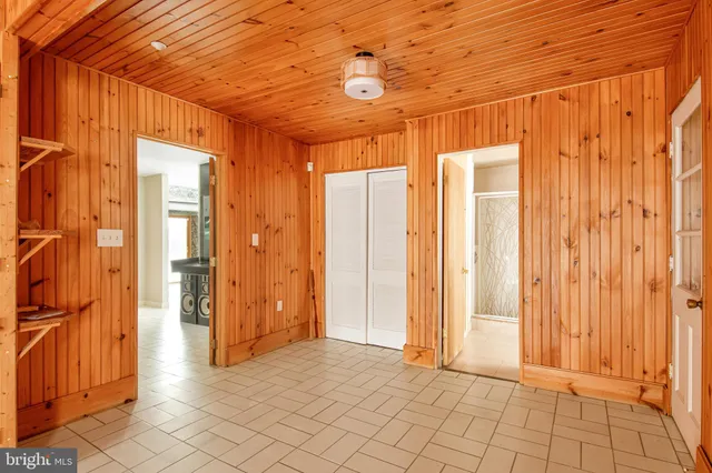 $2,950 | 6561 Shady Side Road, Shady Side, MD 20764