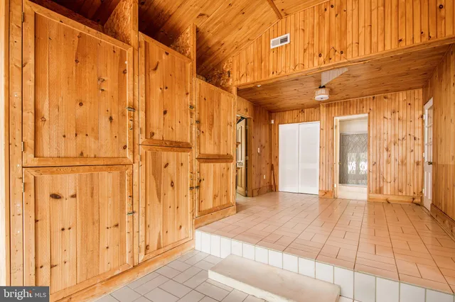 $2,950 | 6561 Shady Side Road, Shady Side, MD 20764